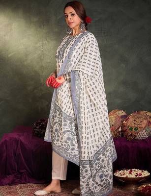 Women Ethnic Motifs Printed Regular Pure Cotton Kurta with Trousers & With Dupatta 5