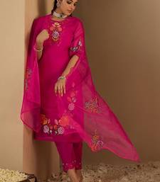 Women Floral Embroidered Regular Thread Work Kurta with Trousers & With Dupatta
