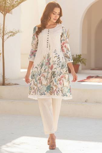 Women Floral Printed Panelled Thread Work  Cotton Kurta with Trousers