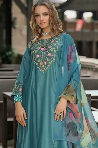 Women Floral Embroidered Regular Thread Work Liva Kurta with Trousers & With Dupatta