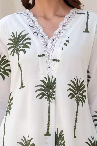 Women Ethnic Motifs Printed Regular Thread Work Pure Cotton Kurta with Trousers
