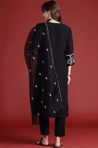 Women Floral Embroidered Regular Thread Work Kurta with Trousers & With Dupatta