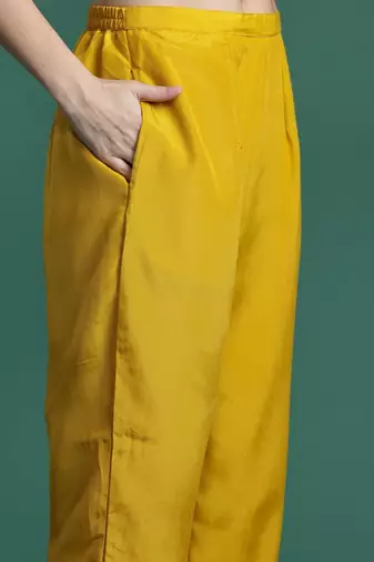 Women Ethnic Motifs Regular Thread Work Kurta with Trousers & With Dupatta