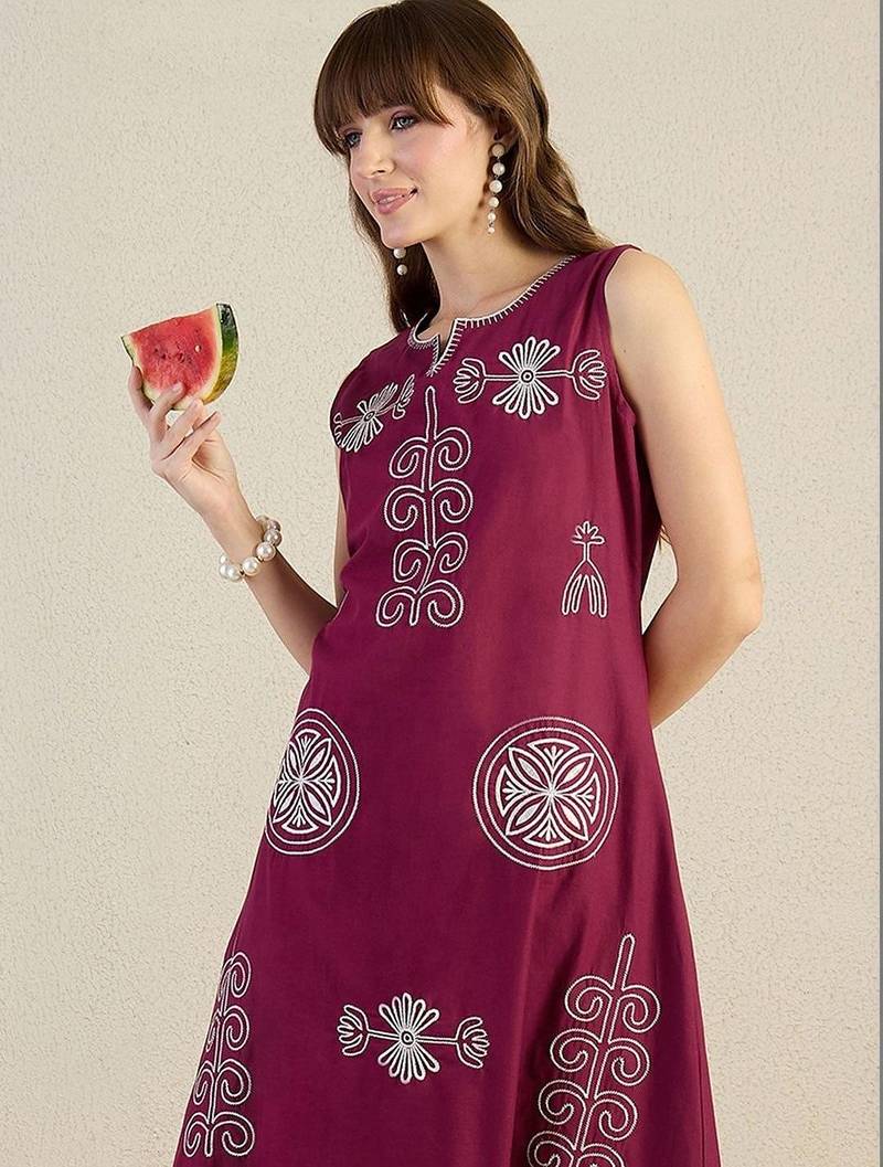 Women Ethnic Motifs Embroidered Regular Thread Work Pure Cotton Kurta with Trousers