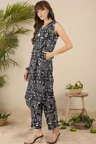 Women Printed Regular Pure Cotton Kurta with Trousers