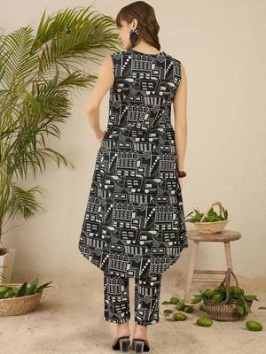 Women Printed Regular Pure Cotton Kurta with Trousers 3
