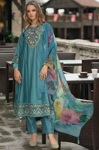 Women Floral Embroidered Regular Thread Work Liva Kurta with Trousers & With Dupatta