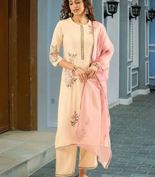 Women Floral Embroidered Regular Thread Work Kurta with Palazzos & With Dupatta
