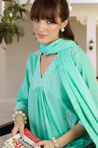 Women Ethnic Motifs Printed Pure Cotton Kurta with Trousers & With Dupatta