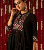 Women Ethnic Motifs Embroidered Regular Thread Work Pure Cotton Kurta with Trousers & With Dupatta