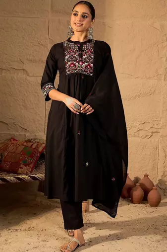 Women Ethnic Motifs Embroidered Regular Thread Work Pure Cotton Kurta with Trousers & With Dupatta