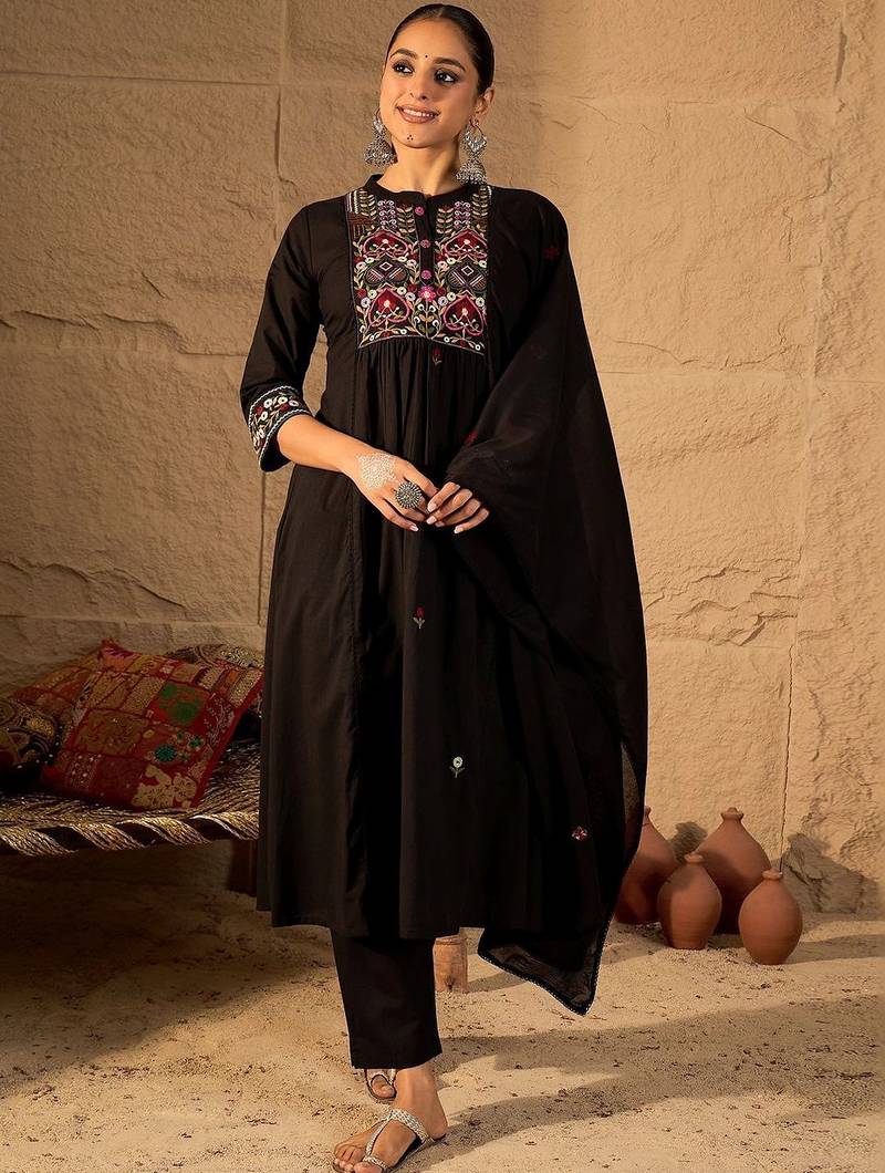 Women Ethnic Motifs Embroidered Regular Thread Work Pure Cotton Kurta with Trousers & With Dupatta
