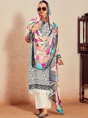 Women Floral Printed Regular Kurta with Trousers & With Dupatta 4