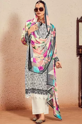 Women Floral Printed Regular Kurta with Trousers & With Dupatta