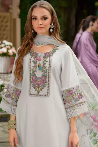 Women Floral Embroidered Regular Thread Work Liva Kurta with Trousers & With Dupatta