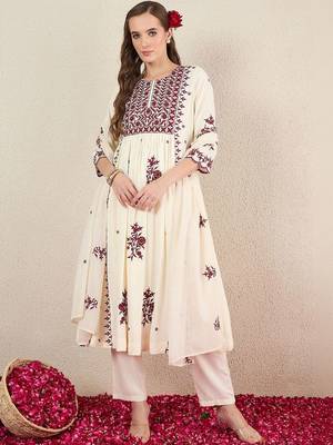 Women Ethnic Motifs Embroidered Empire Thread Work Kurta with Trousers & With Dupatta 2