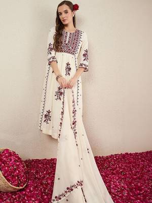 Women Ethnic Motifs Embroidered Empire Thread Work Kurta with Trousers & With Dupatta 3