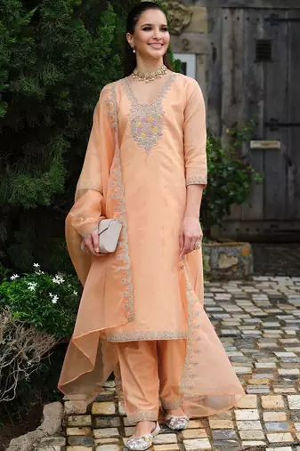Women Ethnic Motifs Embroidered Regular Thread Work Kurta with Trousers & With Dupatta
