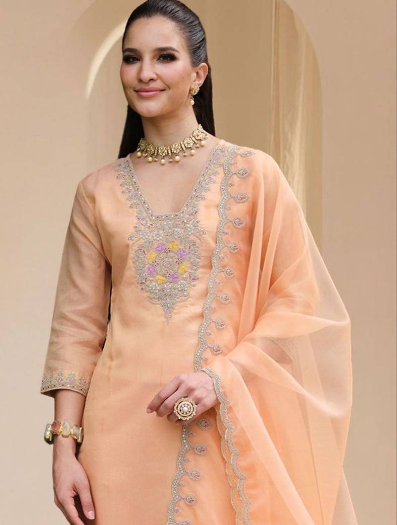 Women Ethnic Motifs Embroidered Regular Thread Work Kurta with Trousers & With Dupatta