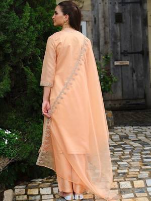 Women Ethnic Motifs Embroidered Regular Thread Work Kurta with Trousers & With Dupatta 4