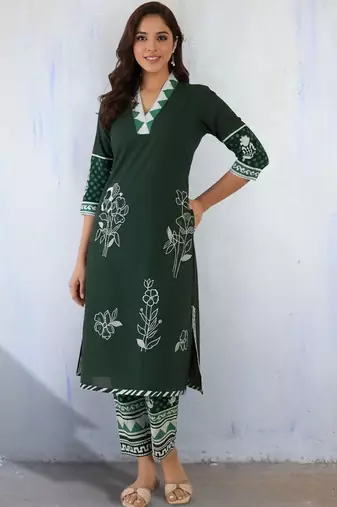 Women Floral Printed Regular Pure Cotton Kurta with Trousers