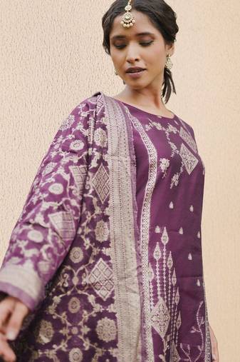 Women Ethnic Motifs Regular Kurta with Pyjamas & With Dupatta