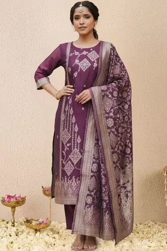 Women Ethnic Motifs Regular Kurta with Pyjamas & With Dupatta