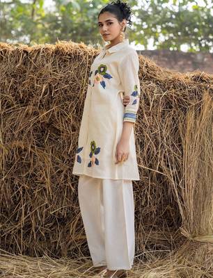 Women Floral Embroidered Regular Thread Work Pure Cotton Kurta with Palazzos 6