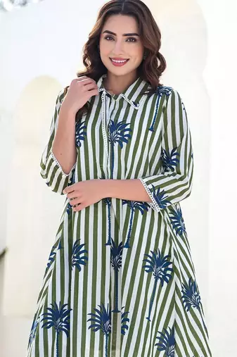 Women Printed Regular Pure Cotton Kurta with Trousers