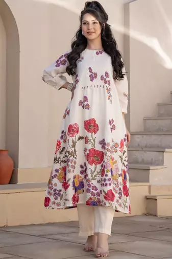 Women Floral Printed Pleated Pure Cotton Kurta with Trousers