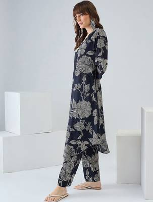 Women Floral Printed Regular Pure Cotton Kurta with Trousers 5