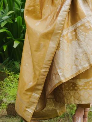 Women Regular Kurta with Trousers & With Dupatta 2