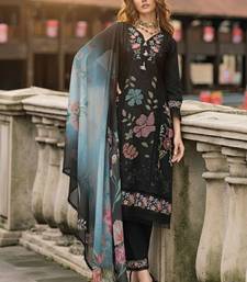 Women Floral Embroidered Thread Work Pure Silk Kurta with Trousers & With Dupatta