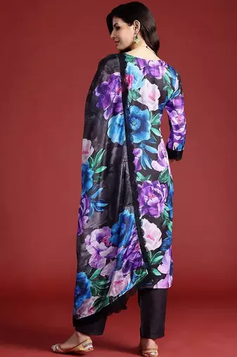 Women Floral Printed Regular Kurta with Trousers & With Dupatta