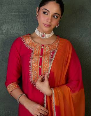 Women Ethnic Motifs Embroidered Regular Thread Work Kurta with Trousers & With Dupatta 2