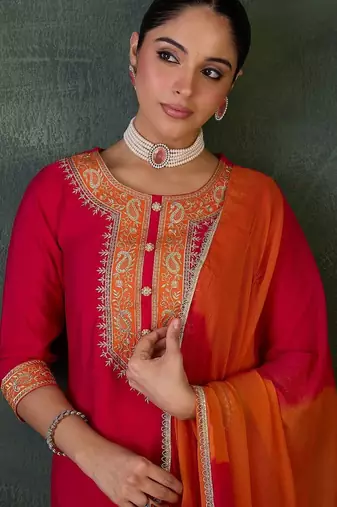 Women Ethnic Motifs Embroidered Regular Thread Work Kurta with Trousers & With Dupatta