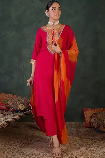 Women Ethnic Motifs Embroidered Regular Thread Work Kurta with Trousers & With Dupatta