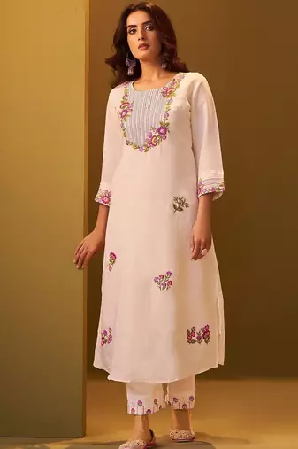 Women Floral Embroidered Regular Thread Work Kurta with Trousers