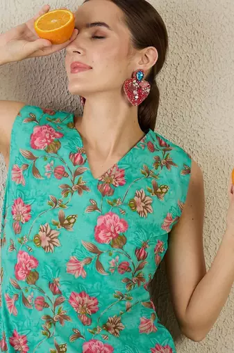 Women Floral Printed Regular Pure Cotton Kurta with Trousers