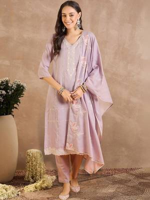 Women Floral Embroidered Regular Thread Work Pure Cotton Kurta with Trousers & With Dupatta 1