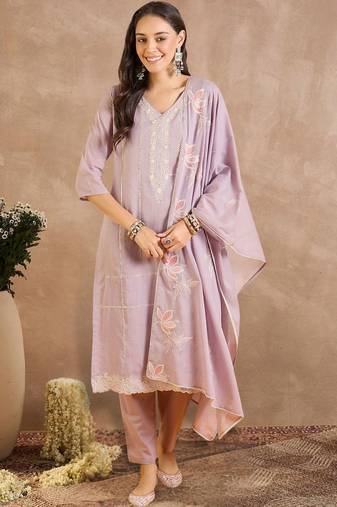 Women Floral Embroidered Regular Thread Work Pure Cotton Kurta with Trousers & With Dupatta