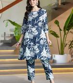 Women Floral Printed Regular Pure Cotton Kurti with Trousers
