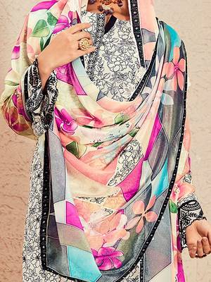 Women Floral Printed Regular Thread Work Kurta with Trousers & With Dupatta 3