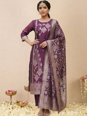 Women Ethnic Motifs Regular Kurta with Trousers & With Dupatta 1