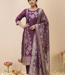 Women Ethnic Motifs Regular Kurta with Trousers & With Dupatta