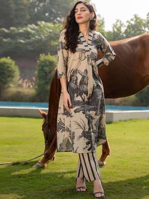 Women Printed Regular Linen Kurta with Trousers 4