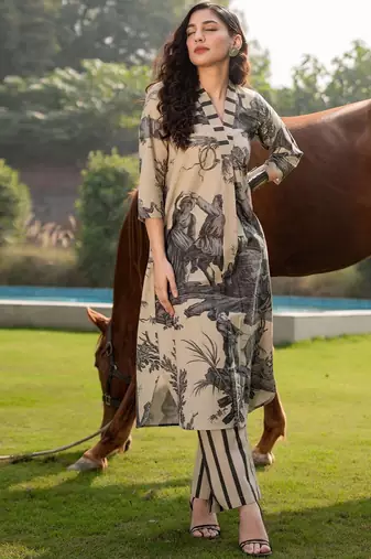 Women Printed Regular Linen Kurta with Trousers