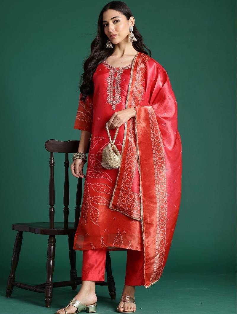 Women Ethnic Motifs Printed Regular Thread Work Kurta with Trousers & With Dupatta