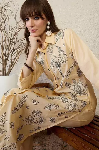 Women Floral Printed Regular Pure Cotton Kurta with Trousers