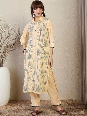Women Floral Printed Regular Pure Cotton Kurta with Trousers 6
